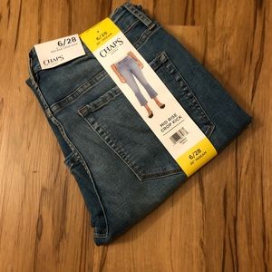 New CHAPS ankle cropped blue jeans